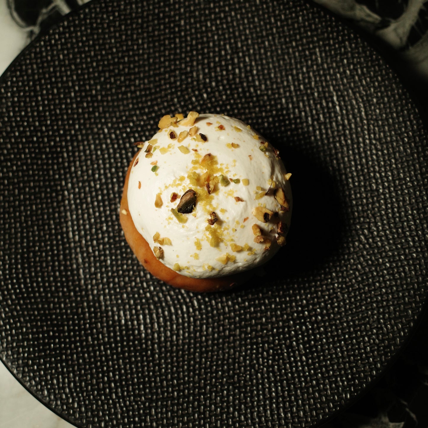 Baba Au Rhum Pistache Fleur d'Oranger